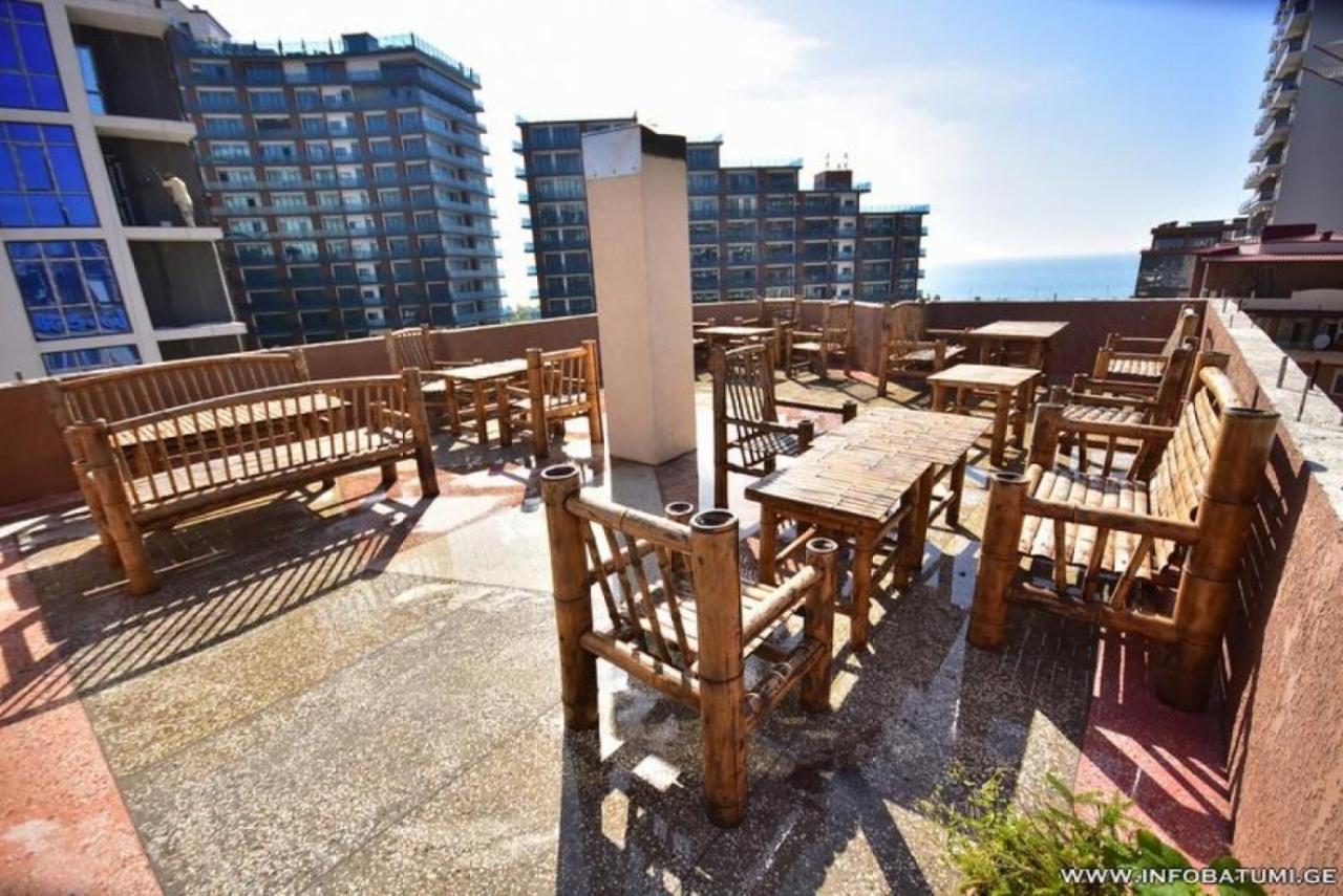 Hotel Batumi Inn Екстериор снимка