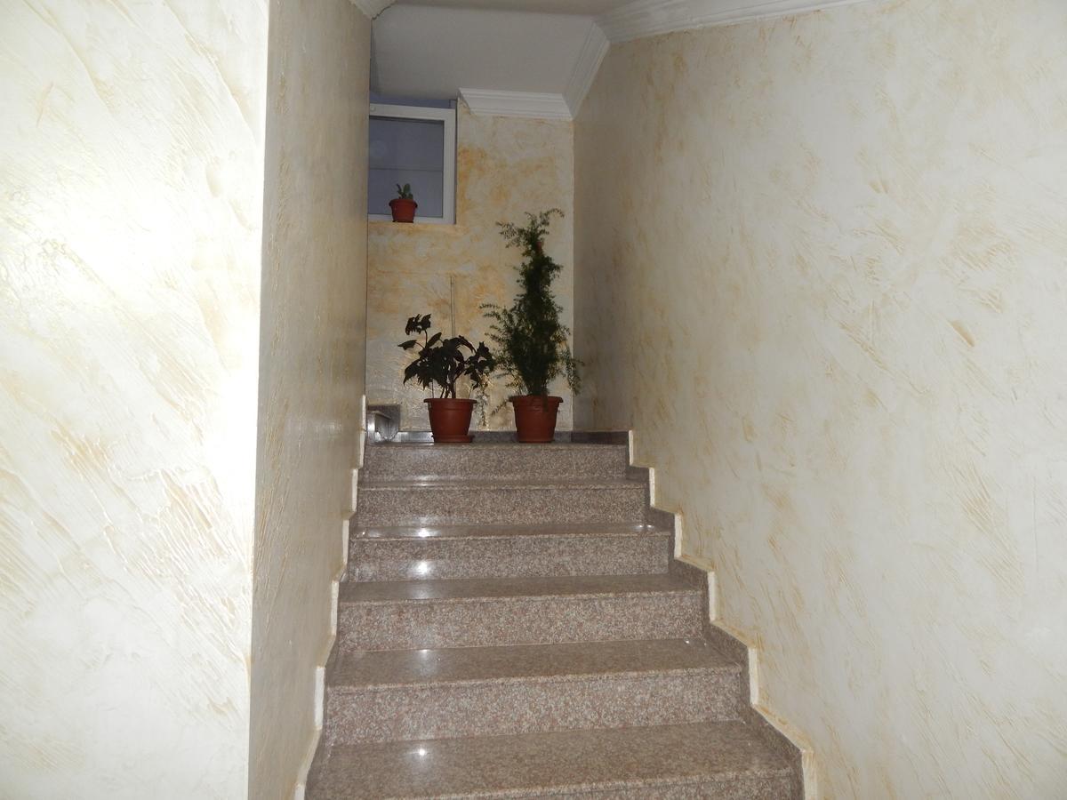 Hotel Batumi Inn Екстериор снимка