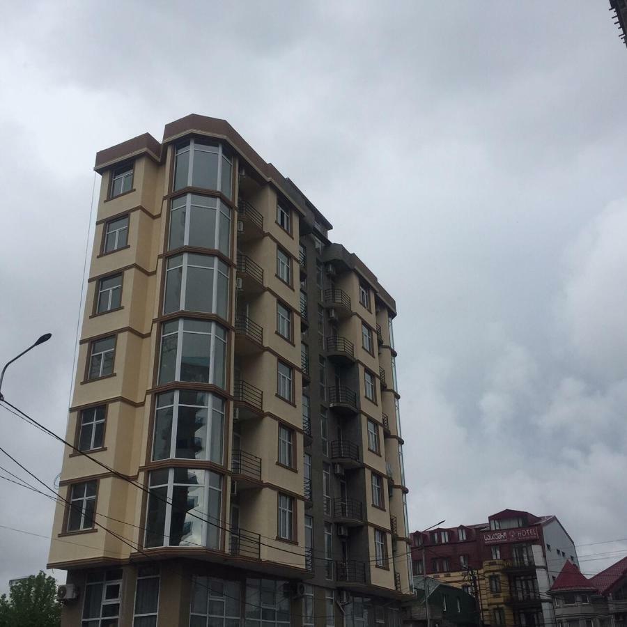 Hotel Batumi Inn Екстериор снимка