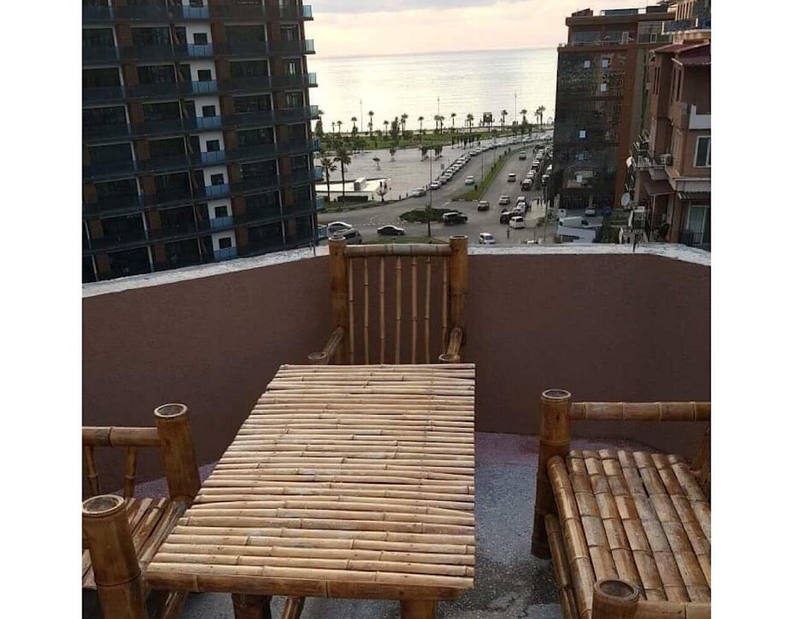 Hotel Batumi Inn Екстериор снимка